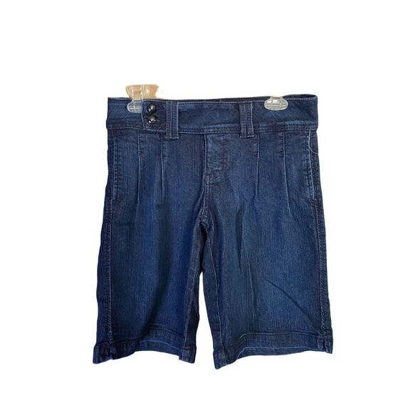 fade to blue vintage NWOT women’s stretch front pleated med wash shorts/6 - Picture 1 of 5